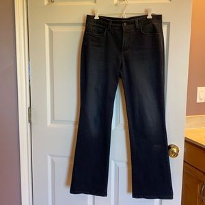 NYDJ. Size 8